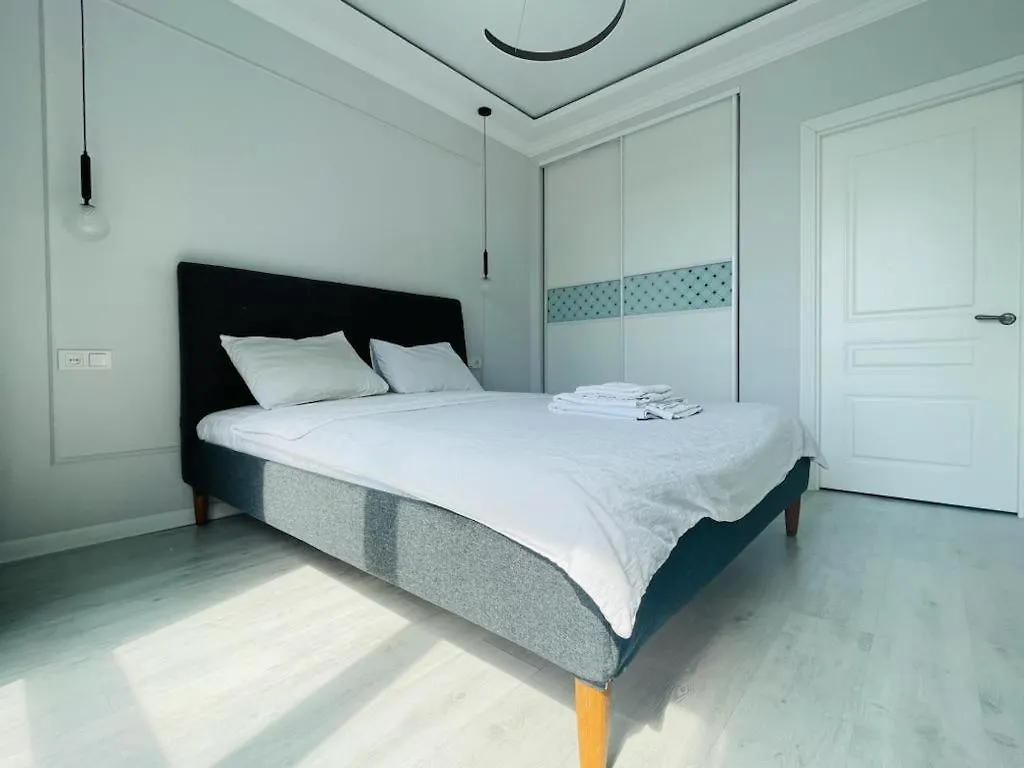 Apartment Жк Central Esentai Residence Almaty